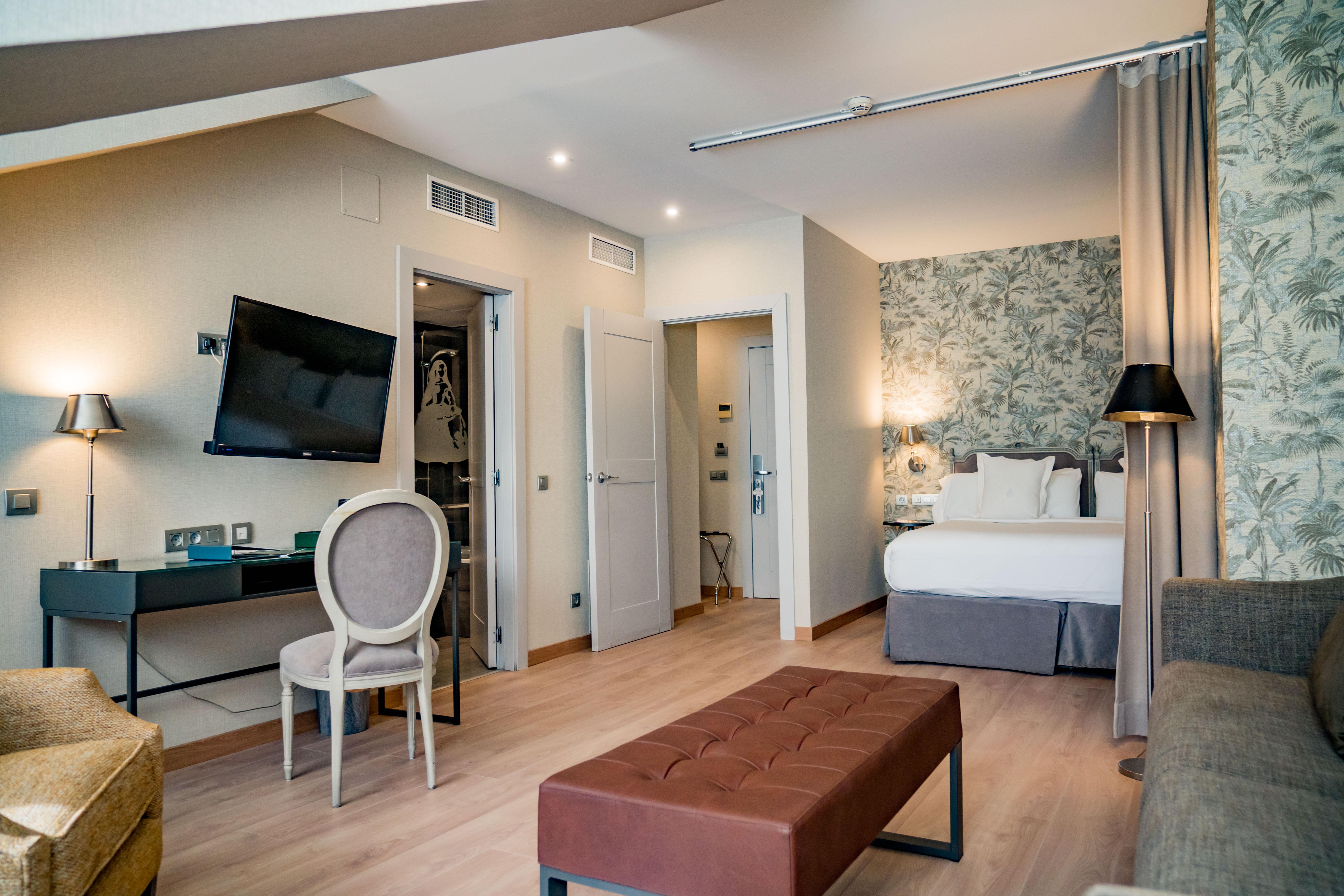 Hotel Meninas - Boutique Opera Мадрид Екстериор снимка