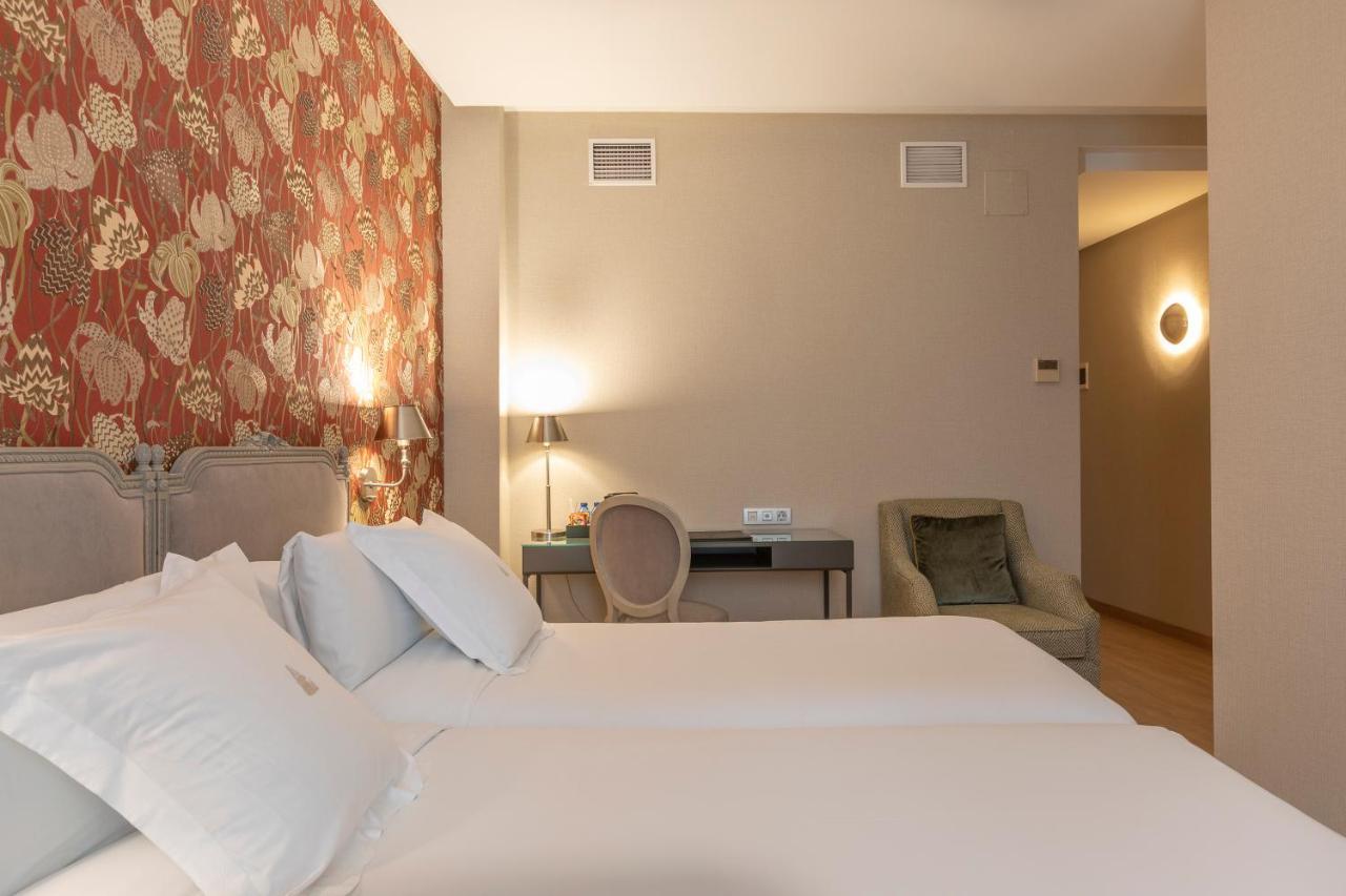 Hotel Meninas - Boutique Opera Мадрид Екстериор снимка
